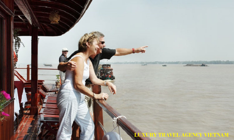 CRUISING UP THE LOWER MEKONG RIVER 3 DAYS